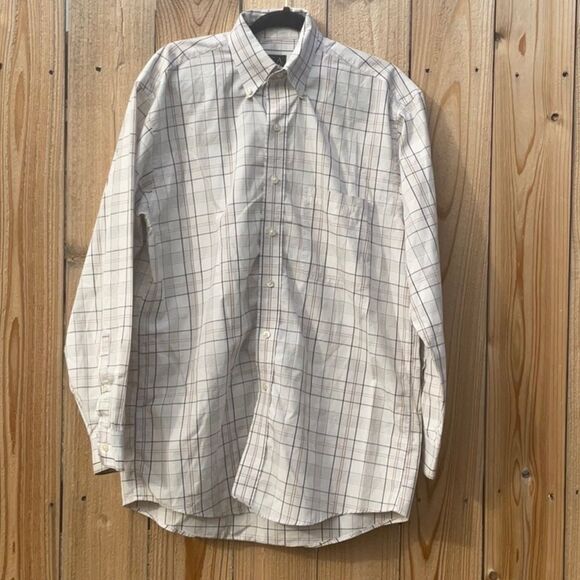Take 50% OFF- Jos A. Bank Men’s Dress Shirt, Size-M - Picture 1 of 7